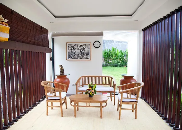 Muaya Villa *
